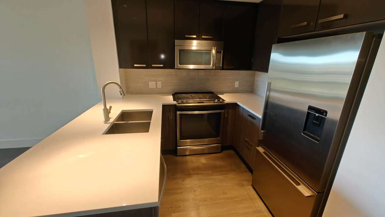 510 Edmonton Trail Ne #1 - Photo 2 of 14