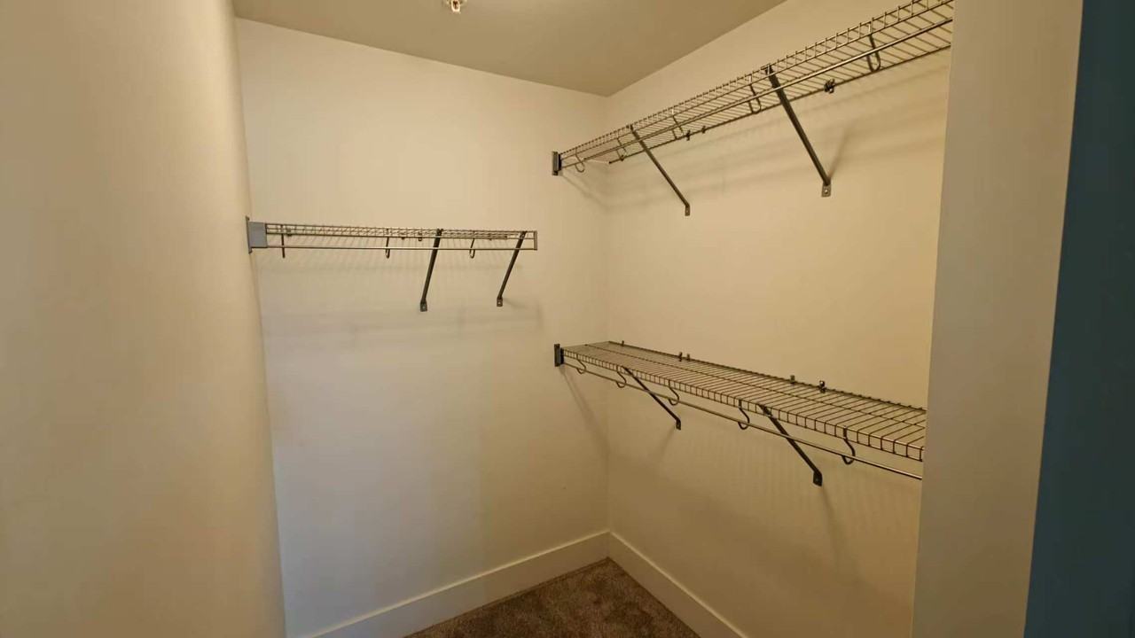 510 Edmonton Trail Ne #1 - Photo 3 of 14