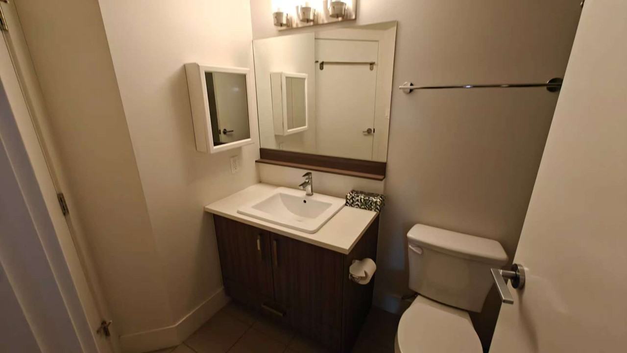 510 Edmonton Trail Ne #1 - Photo 6 of 14