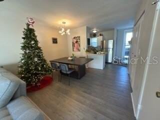 11806 Cypress Hill Cir - Photo 3 of 19