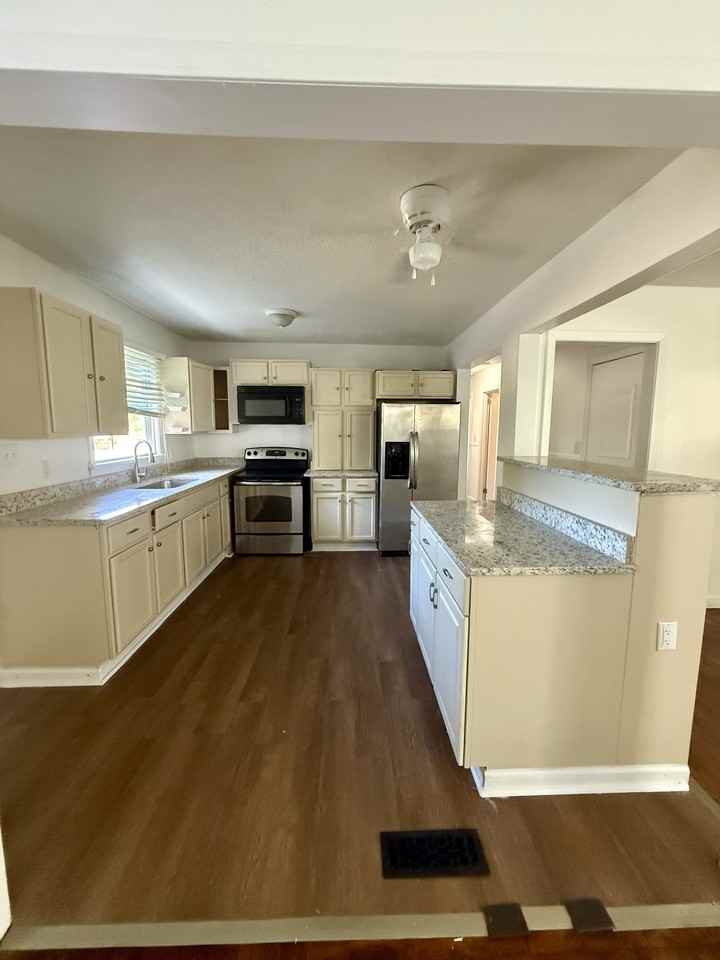 10th Avenue #1 - Photo 3 of 11