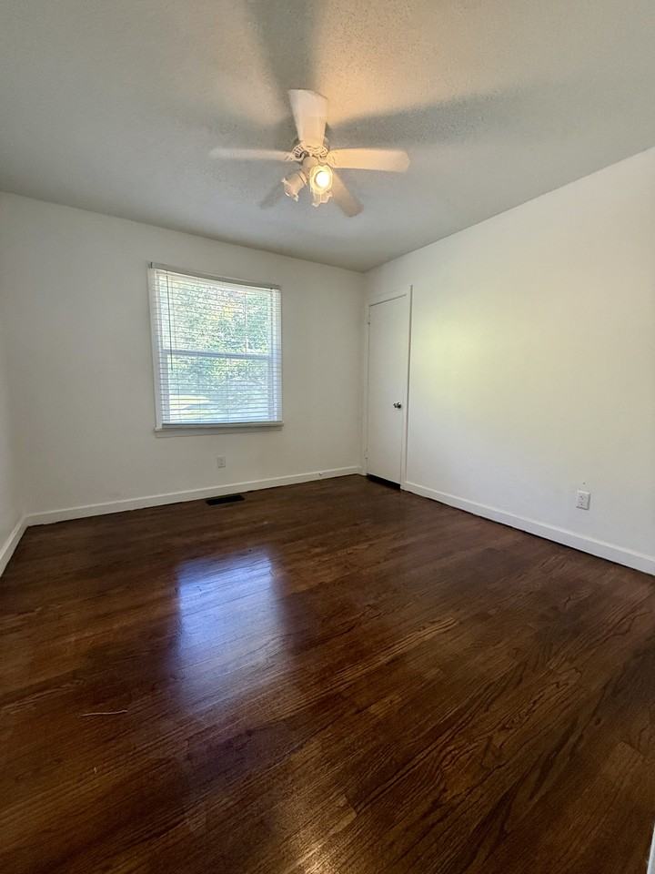 10th Avenue #1 - Photo 5 of 11