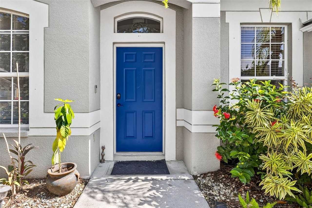 8853 Cypress Hammock Dr - Photo 4 of 41