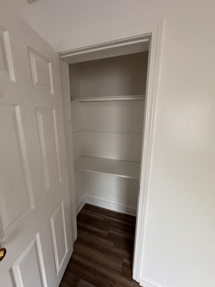 2404 Whitney Avenue #3 - Photo 7 of 10