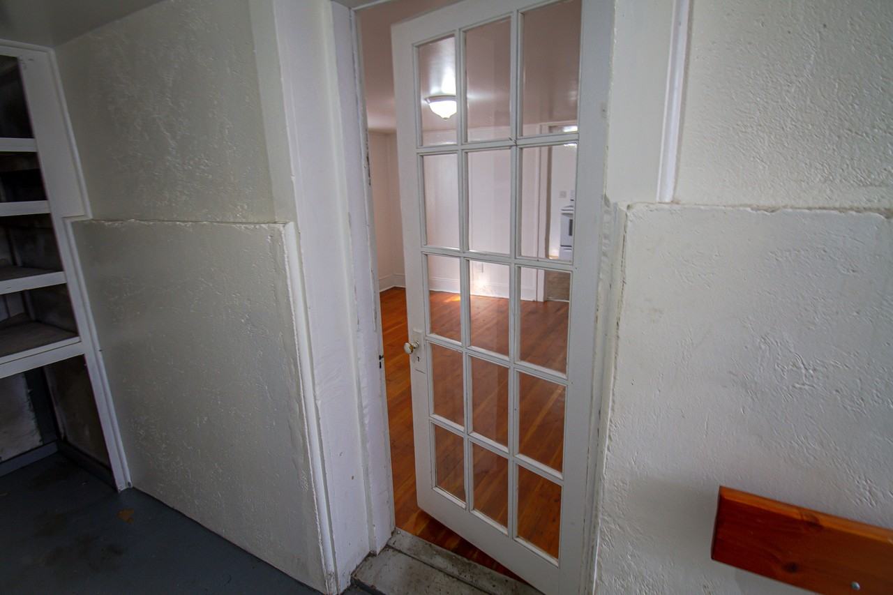 506 E 7th St #B - Photo 5 of 16