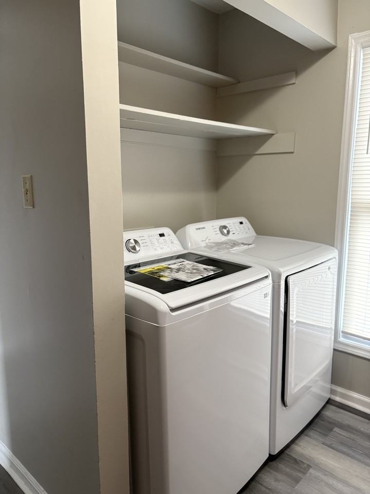 410 Kircaldy Court #1 - Photo 4 of 14