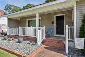 featured image of 522 Denbigh Boulevard #1