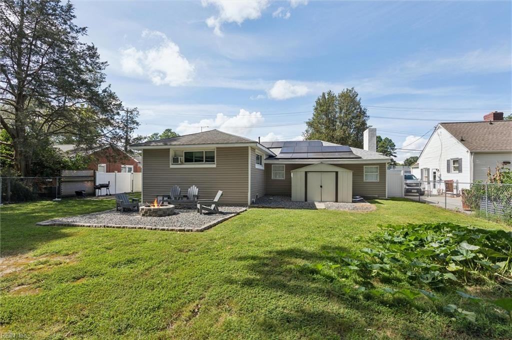 522 Denbigh Blvd #1 - Photo 3 of 40