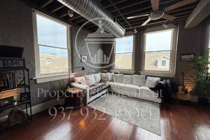 featured image of 215 Ice Avenue #215