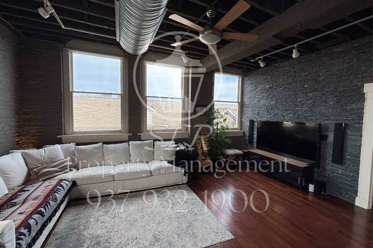 215 Ice Avenue #215 - Photo 4 of 8