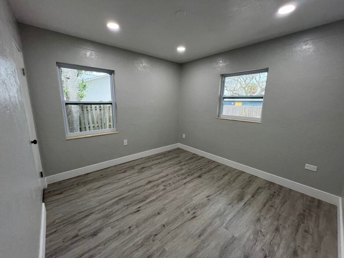 541 49th Street South #1 - Photo 6 of 18