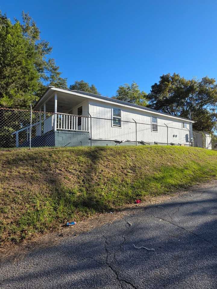 315 South Seale Road #1 - Photo 3 of 22