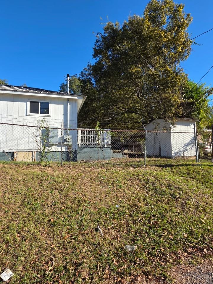 315 South Seale Road #1 - Photo 4 of 22