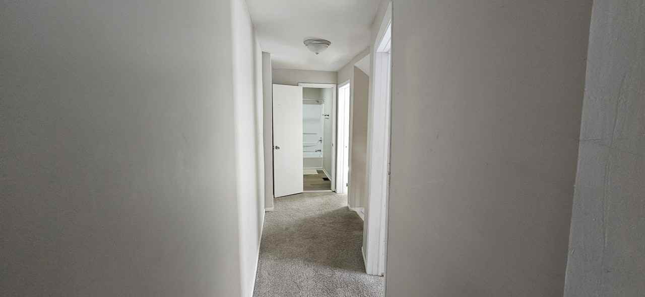 933 N Dearborn St #1 - Photo 5 of 13