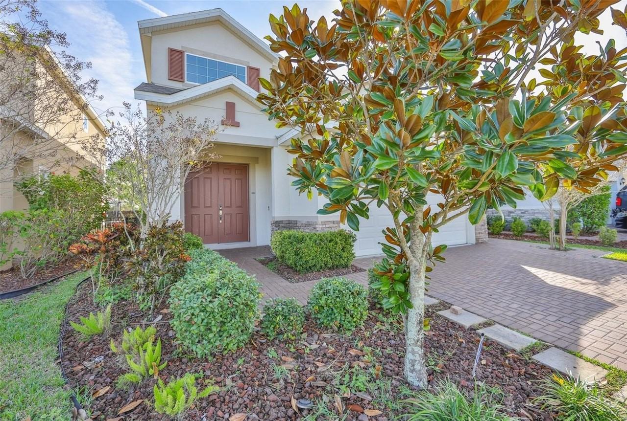 6207 Voyagers Pl - Photo 2 of 50