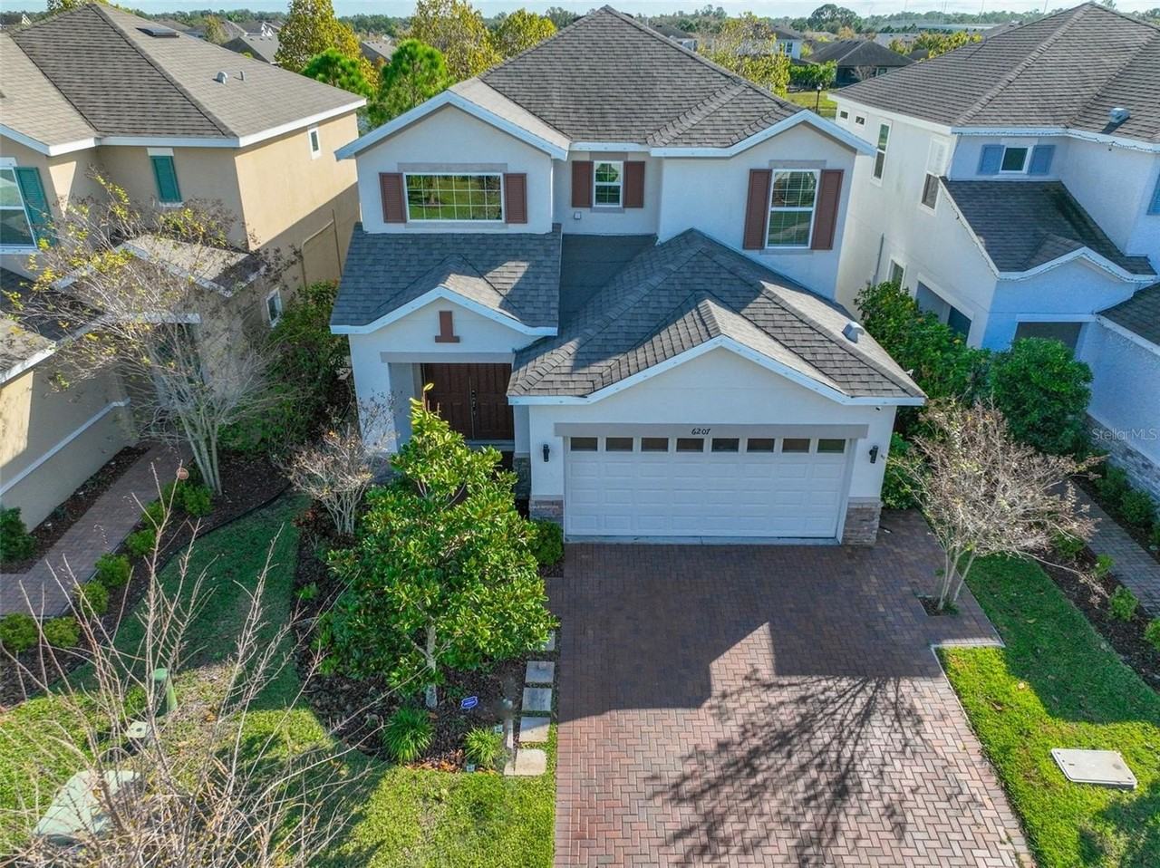 6207 Voyagers Pl - Photo 4 of 50