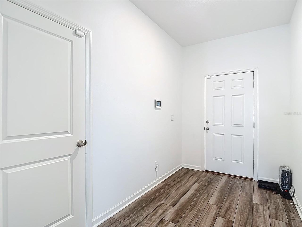 38345 Honeysuckle Dr - Photo 3 of 27