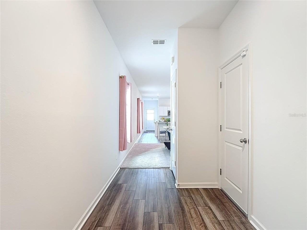 38345 Honeysuckle Dr - Photo 4 of 27