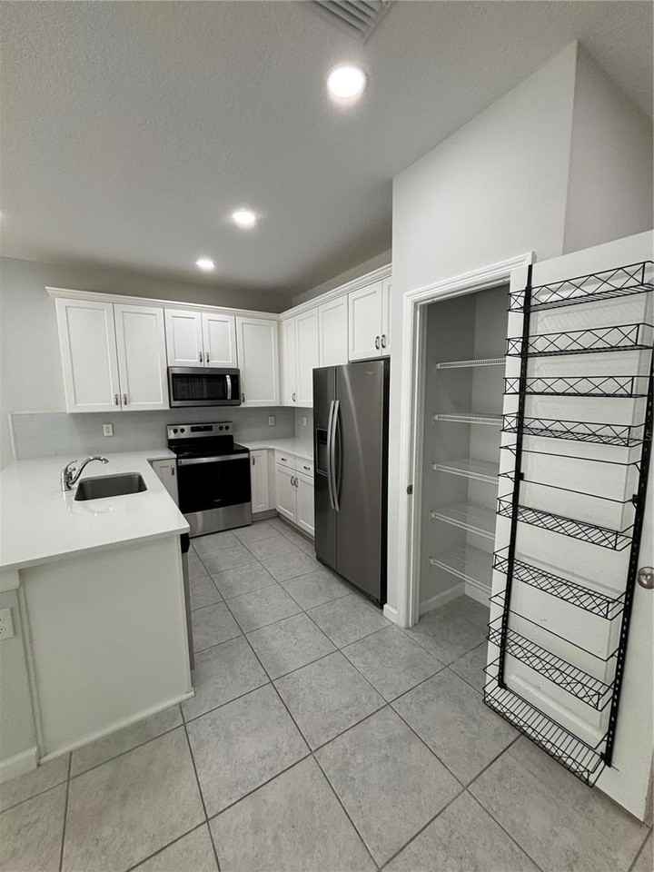 10965 Quickwater Ct - Photo 7 of 20