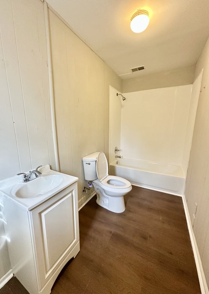 320 Washington Street #1 - Photo 4 of 7