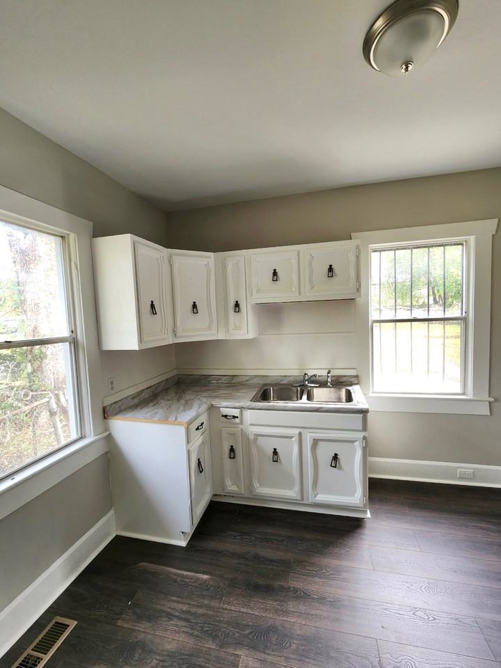 1521 27th Street Ensley #1 - Photo 4 of 7