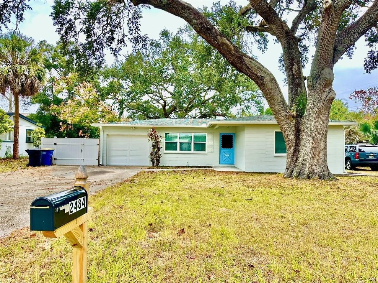 2484 Nash St - Photo 3 of 23