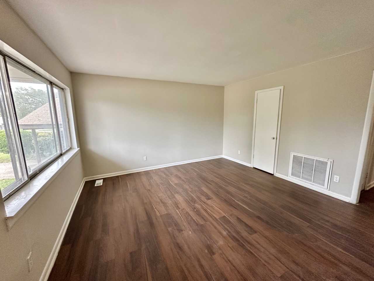 3609 Ellis Ave Sw #1 - Photo 2 of 9