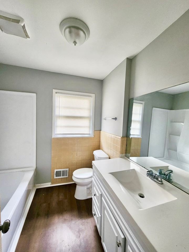 1633 29th Street Ensley #1 - Photo 7 of 9