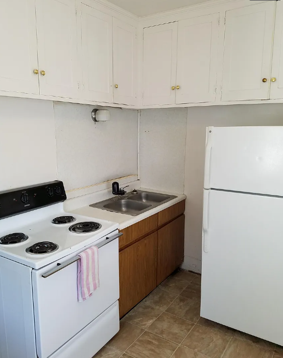 808 West Seerley Boulevard #1 - Photo 2 of 10