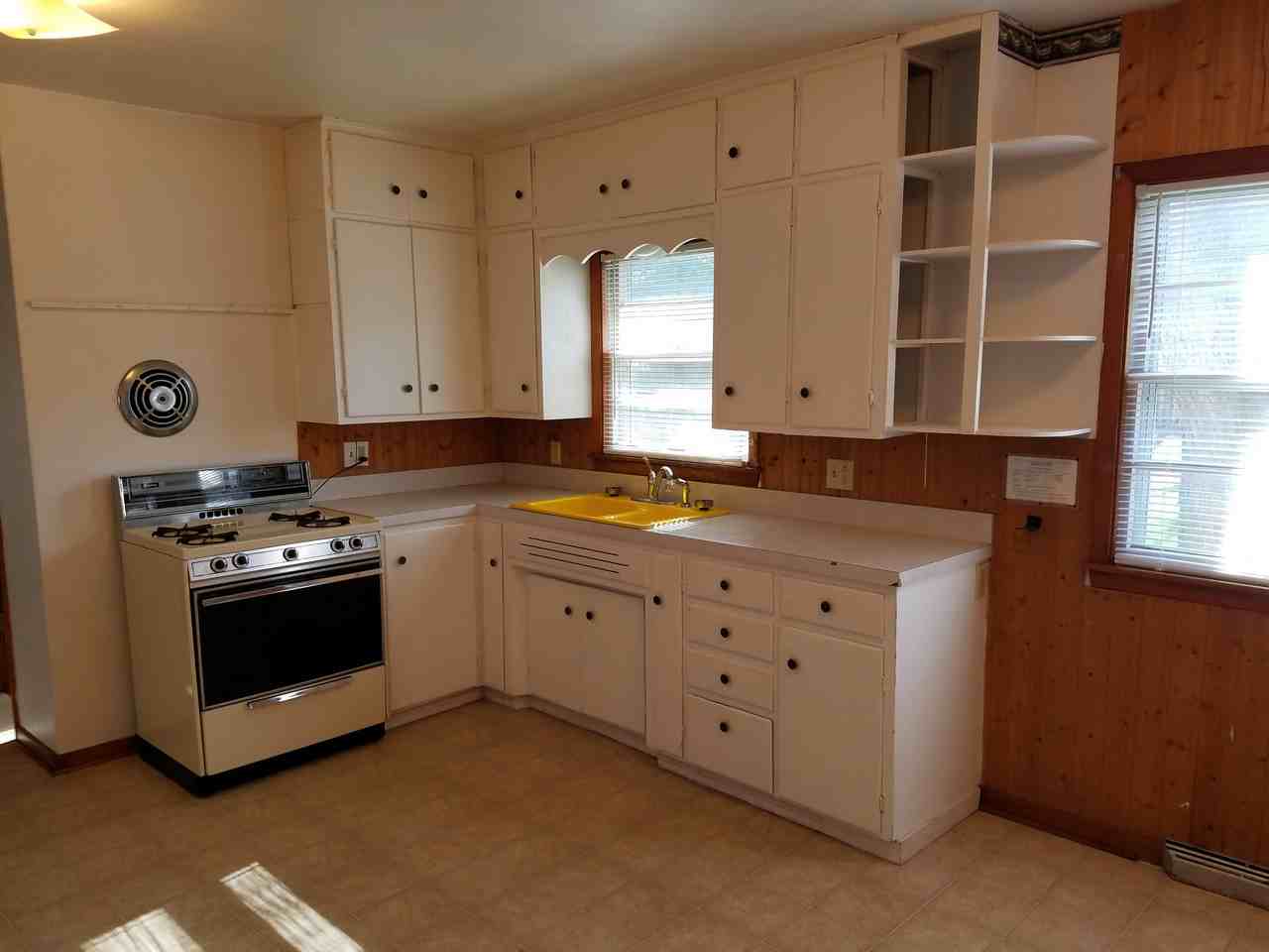 2209 Franklin Street #1 - Photo 7 of 30