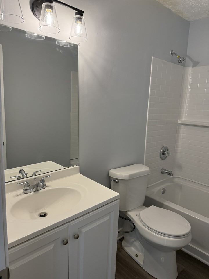 453 Azalea Drive #1 - Photo 3 of 7