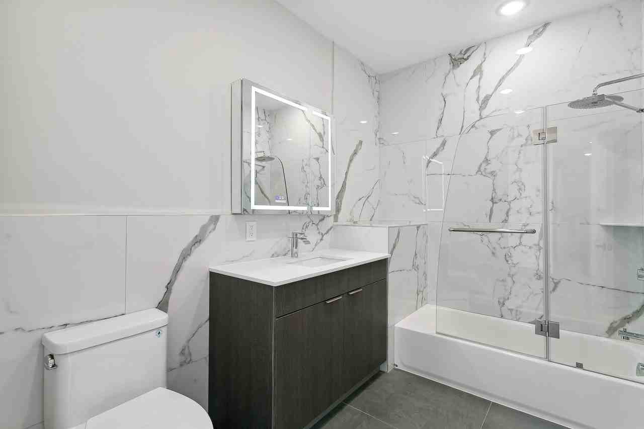 582 66th Street #402 - Photo 4 of 12