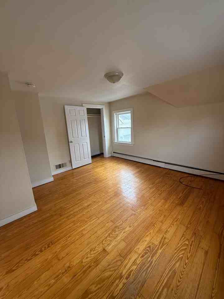 604 Burgess Street #3