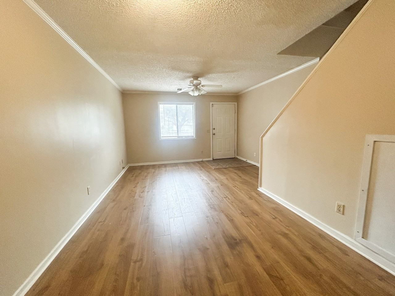 16 Canterbury Ct #1 - Photo 4 of 14