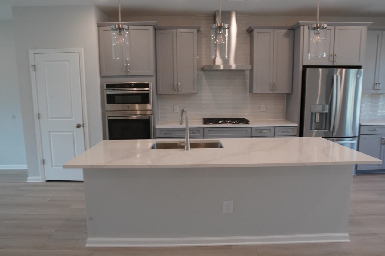 2709 Hunter Woods Drive #1 - Photo 5 of 25