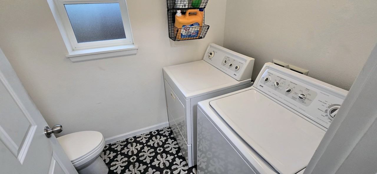 7743 Blarney Stone Pl Nw #1 - Photo 5 of 25