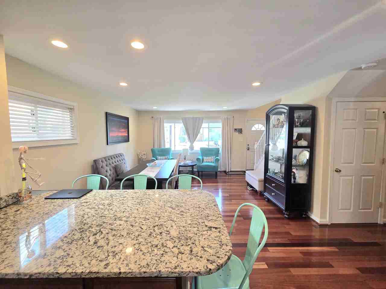 108 N Gladden St #1 - Photo 2 of 50