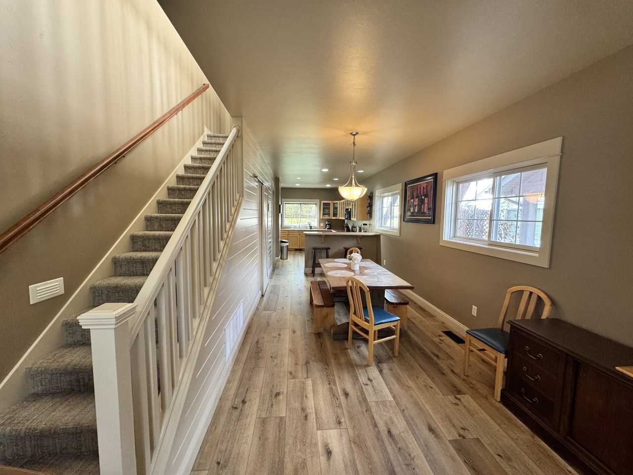 813 N 15th Ave #1 - Photo 5 of 28