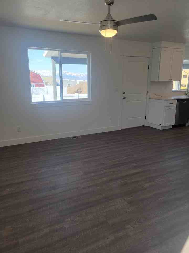 116 116 East 730 North Upstairs - 1 #1 - Photo 3 of 10