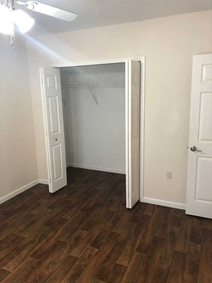 7205 Maple Valley Rd #7205 - Photo 7 of 10