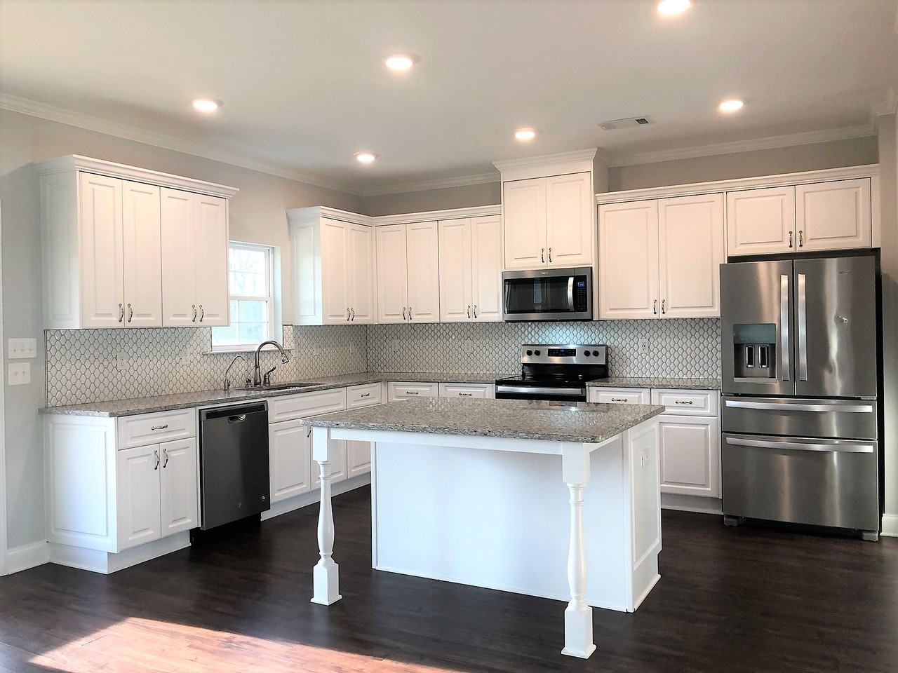 902 Chesford Dr #1 - Photo 3 of 21