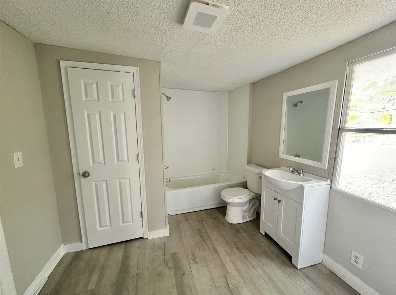 1430 19th Street Ensley #1 - Photo 3 of 8