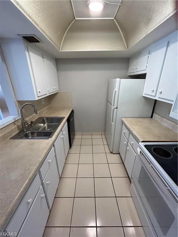 3706 3706 Broadway - A29 #A29 - Photo 4 of 9