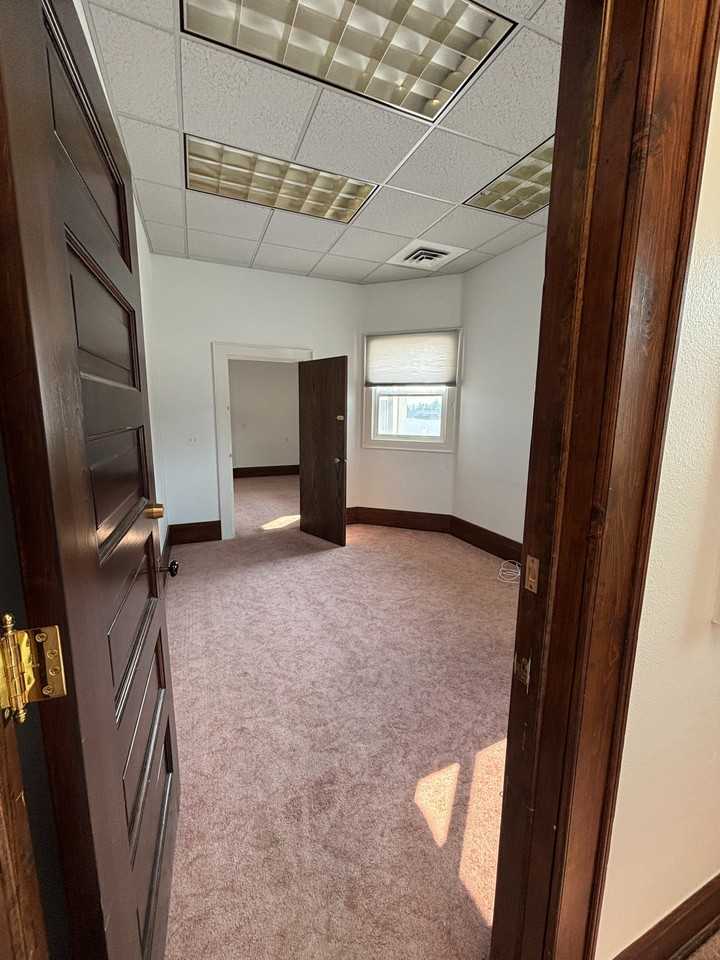 8 South Idaho Street #B - Photo 4 of 7