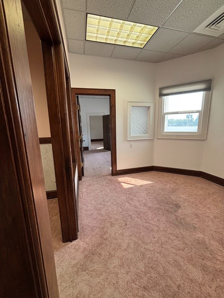 8 South Idaho Street #B - Photo 5 of 7