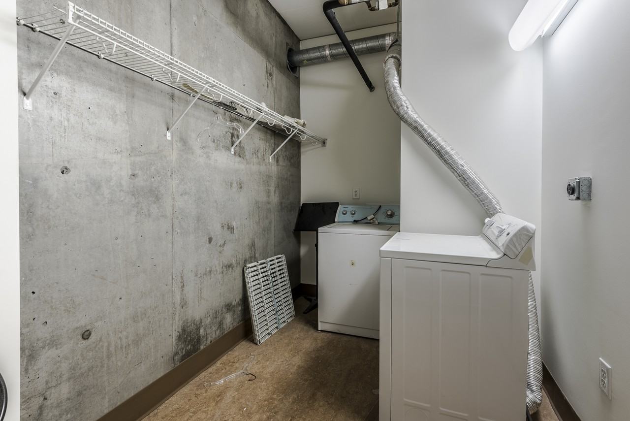1111 South Grand Avenue #701 - Photo 5 of 13