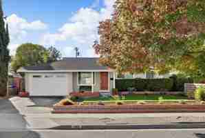 featured image of 899 Ebbetts Drive #1