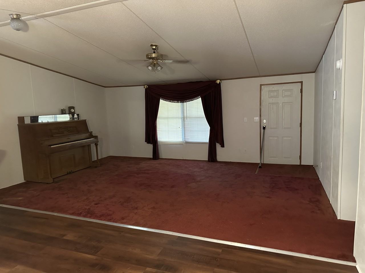 5 Arrowhead Drive #1 - Photo 2 of 14