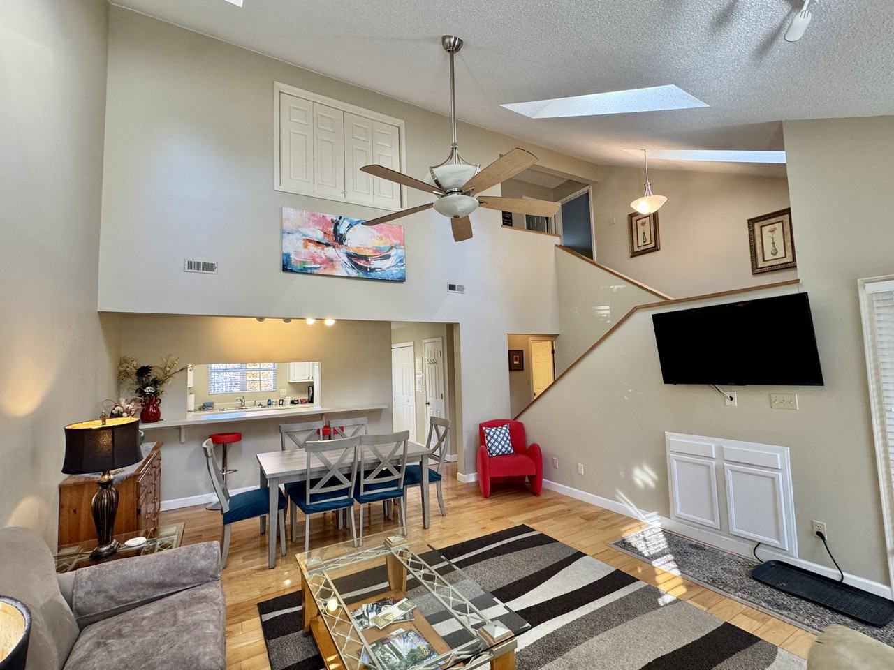 308 Chota View Pl #1 - Photo 3 of 17