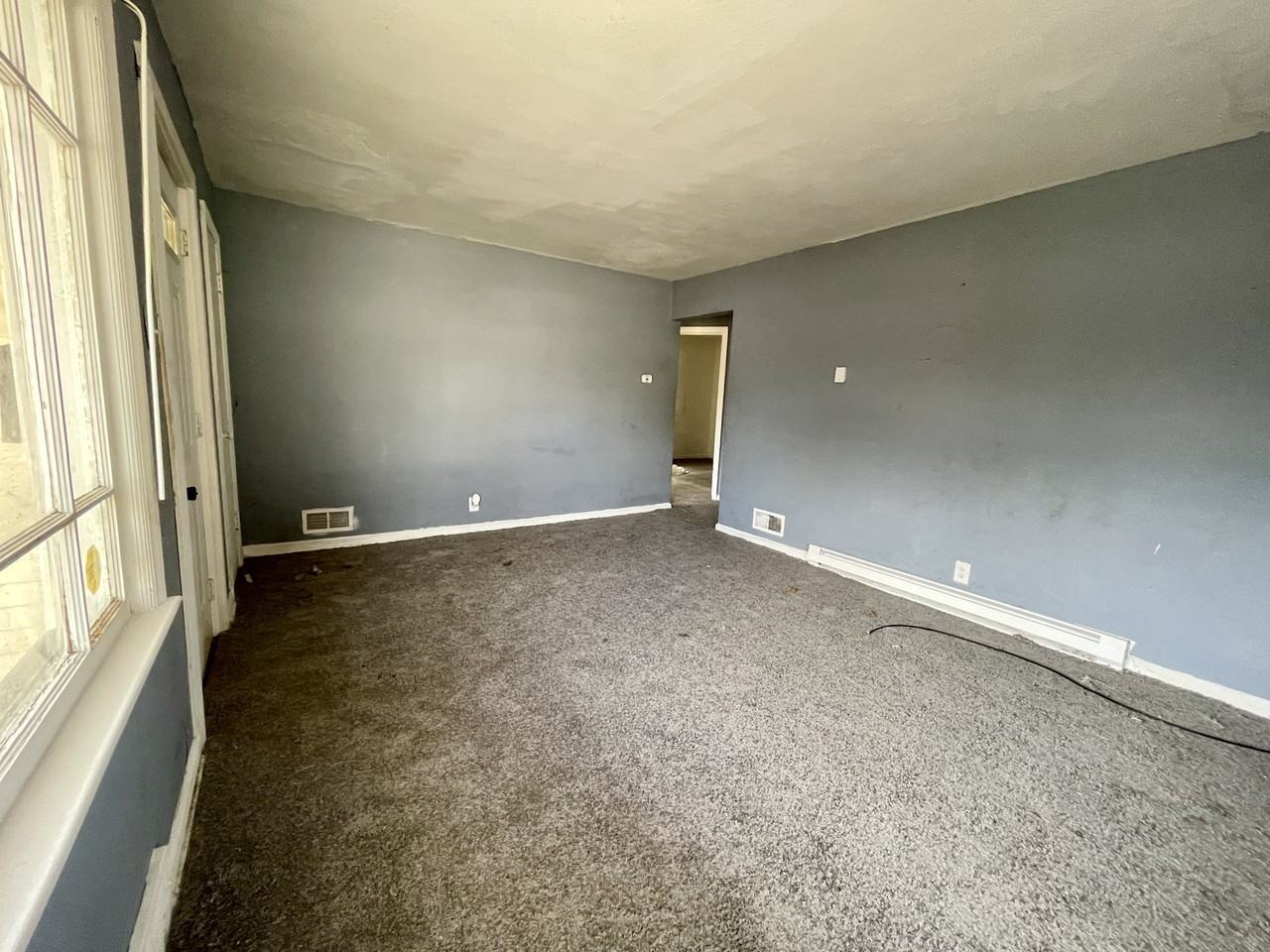 917 Huey St #1 - Photo 2 of 9